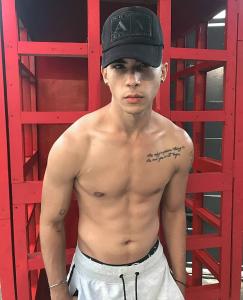 672992390: Chico busca chica en Murcia