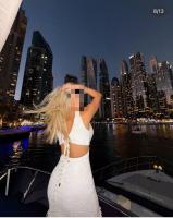 742086631: Chica busca chico en Sevilla