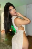 695772668: Chica busca chico en Málaga