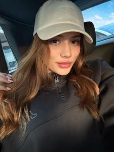 657339213: Chica busca chico en Ibiza