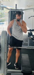 Chico busca chica en Cádiz: 