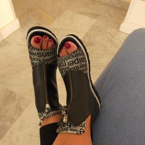 643927040: Chica busca chico en Asturias