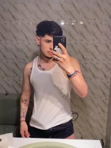 642357466: Chico busca chica en Madrid