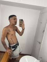 624629132: Chico busca chica en Barcelona