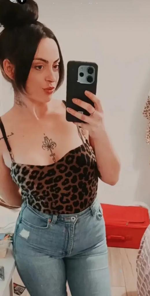 Chica busca chico en Cádiz: 