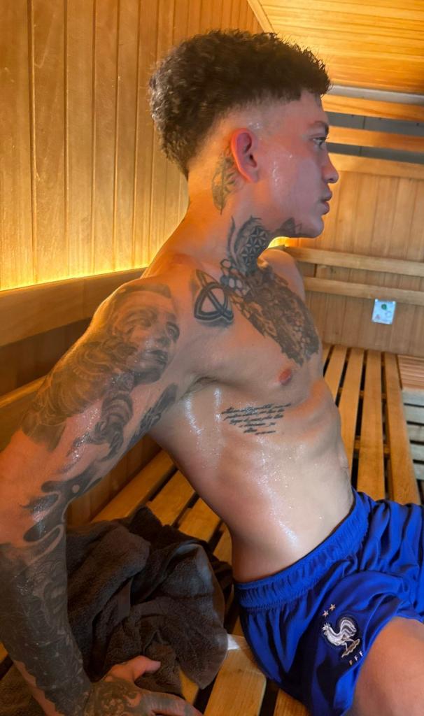 Chico busca chica en Barcelona: 