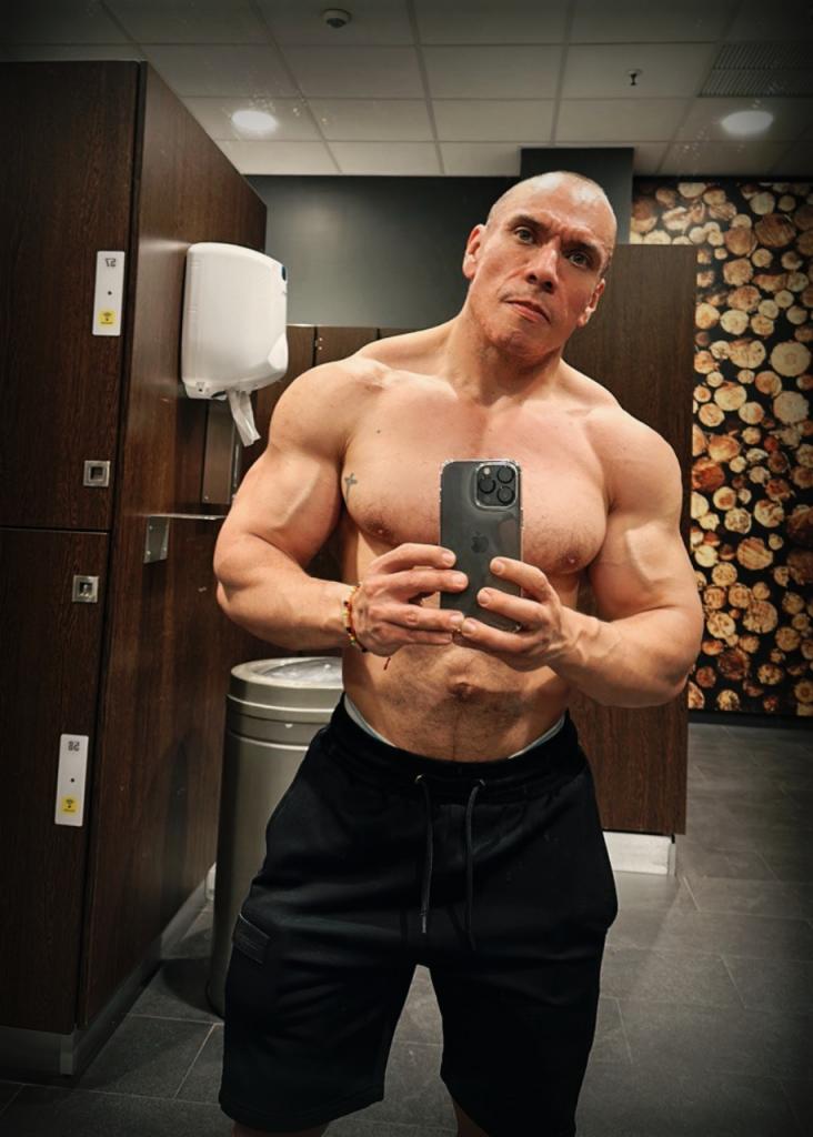 Chico busca chica en Alicante: 