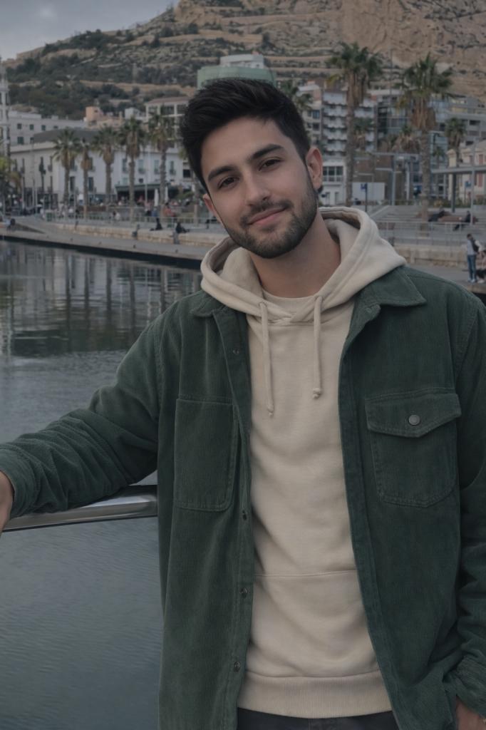 Chico busca chica en Alicante: 