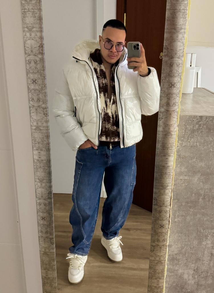 697732397: Chico busca chica en Vizcaya