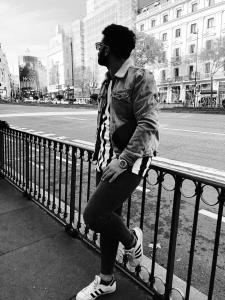 611720711: Chico busca chica en Cádiz