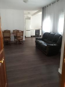 637961103:  en Toledo