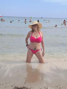 641955350: Chica busca chico en Pontevedra