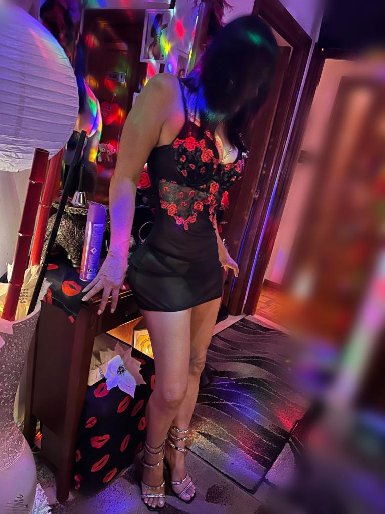 Chica busca chico en La Coruña: 