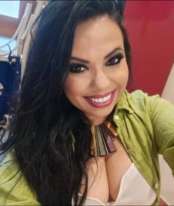 634644959: Chica busca chico en León