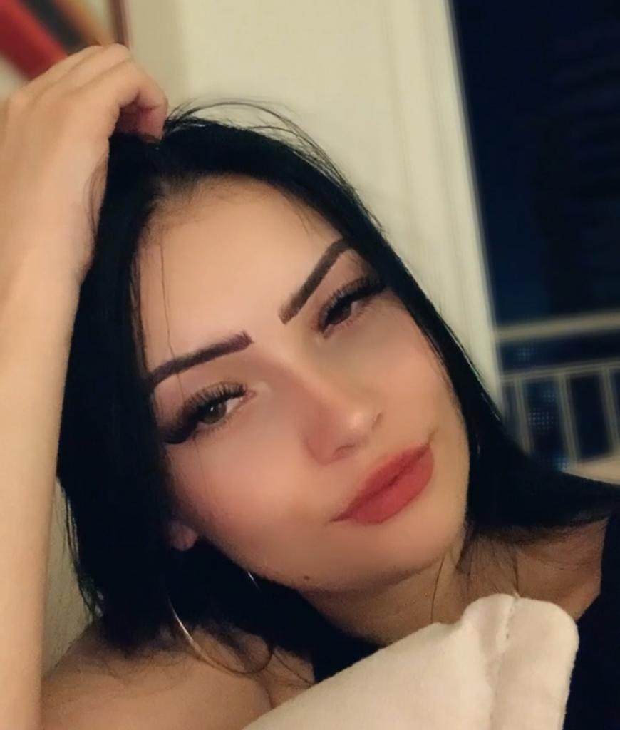 612405898: Chica busca chico en Madrid