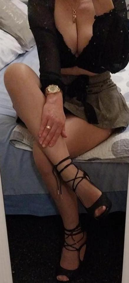 Chica busca chico en Cádiz: 