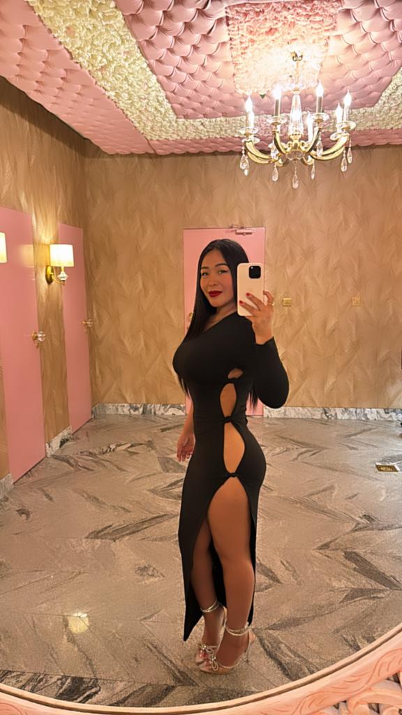 672520664: Chica busca chico en Sevilla