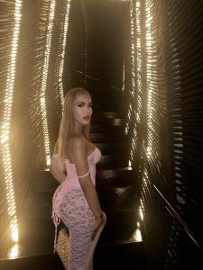 645451336: Chica busca chico en Pontevedra