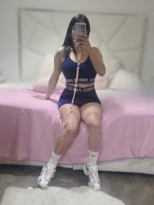 634499087: Chica busca chico en Madrid