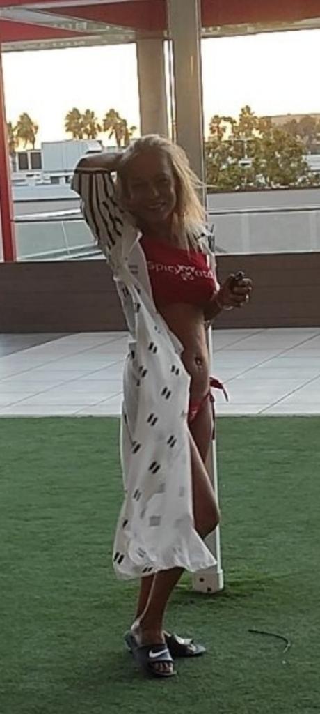 662520362: Chica busca chico en Barcelona