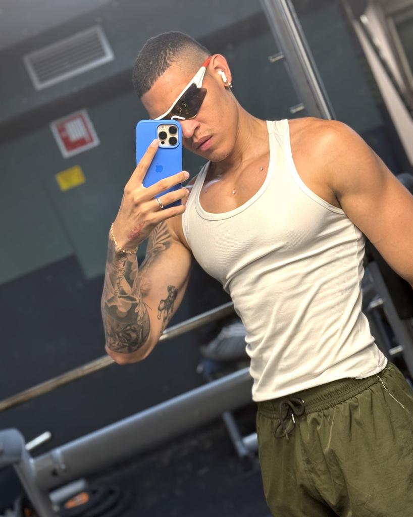 Chico busca chica en Mallorca: 