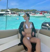 615092857: Chica busca chico en Cantabria