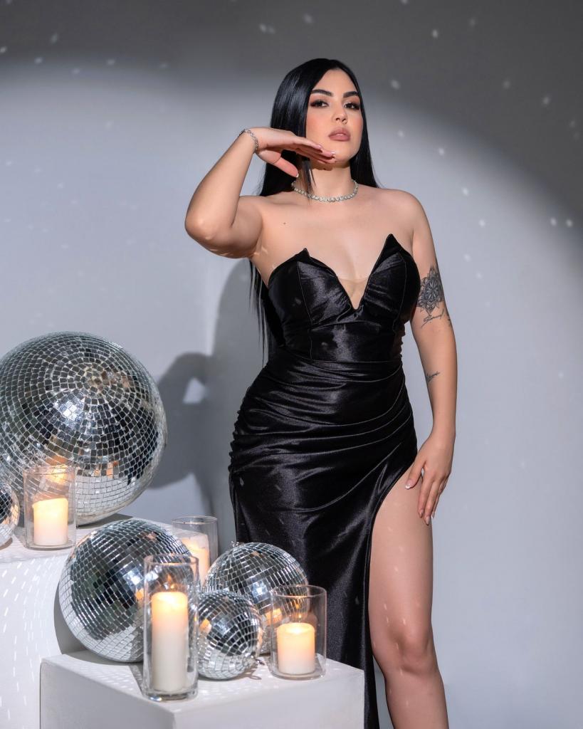 687743618: Chica busca chico en Pontevedra