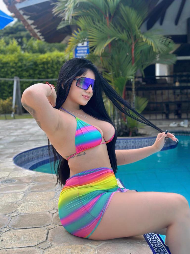 Chica busca chico en Granada: 