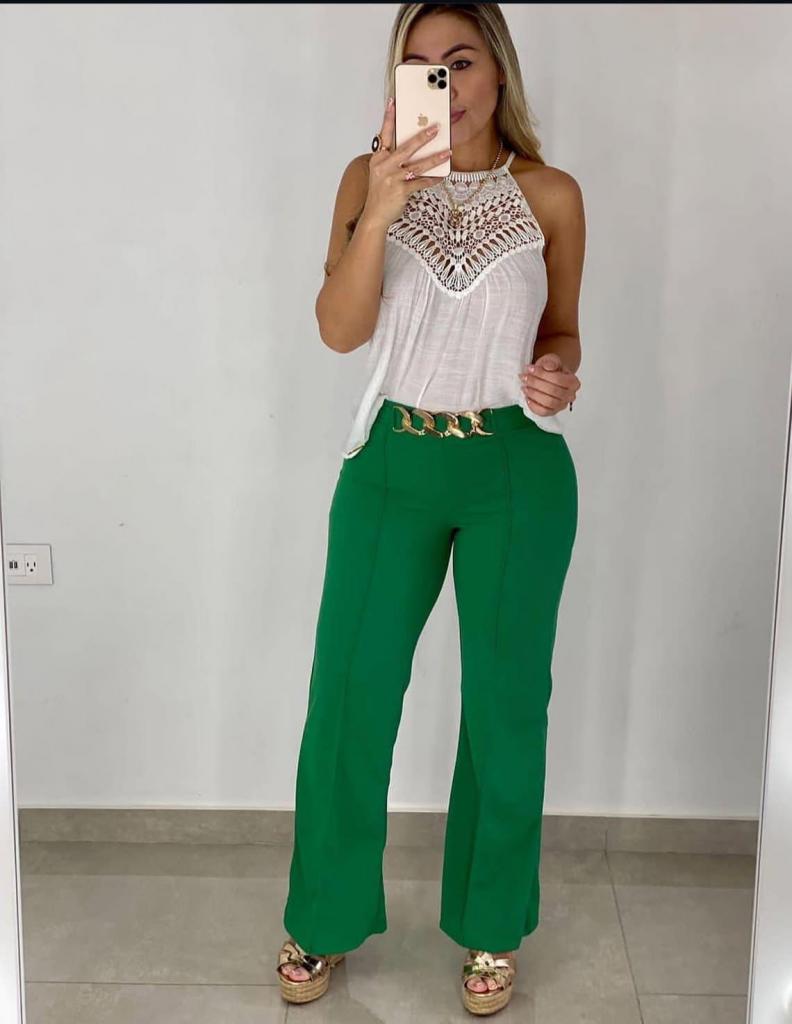 653558889: Chica busca chico en Murcia