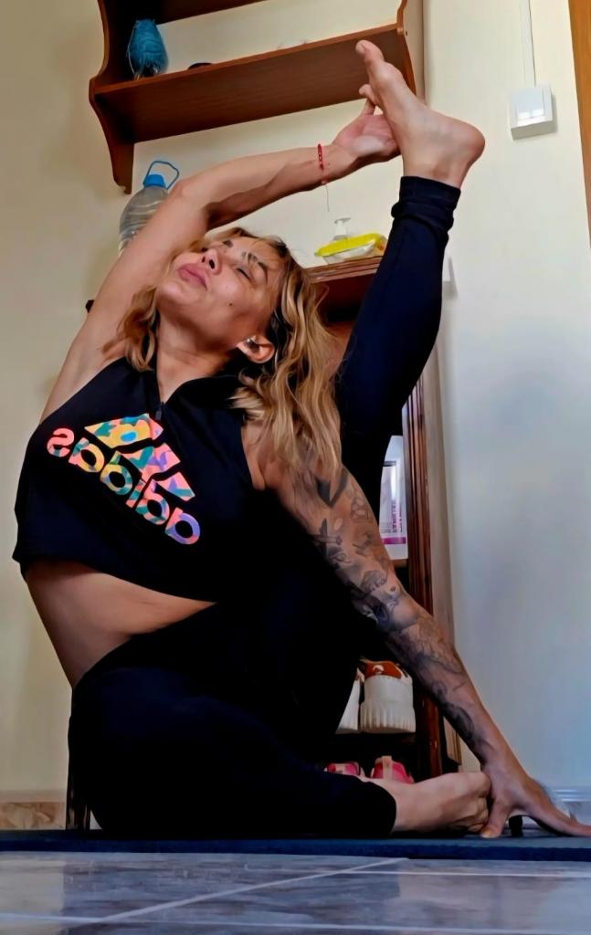 647089761: Chica busca chico en Valencia