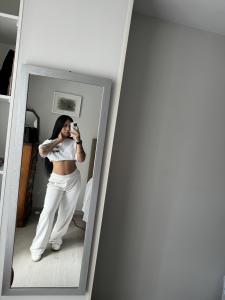 643967526: Transexual en Pontevedra