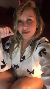 631637864: Chica busca chico en Valencia