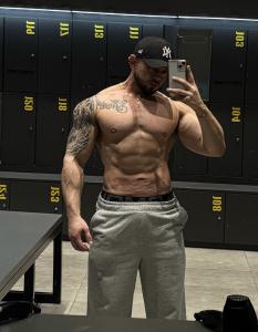 624411692: Chico busca chica en Murcia