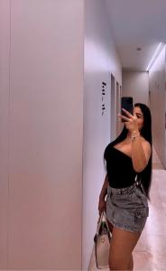 631329886: Chica busca chico en Valencia