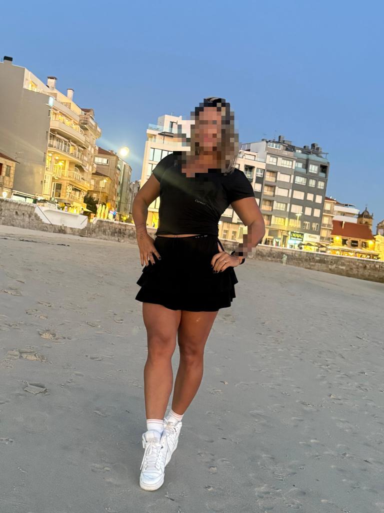 624978223: Chica busca chico en Lugo