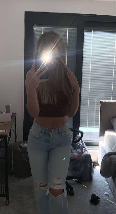 Chica busca chico en Sevilla: 