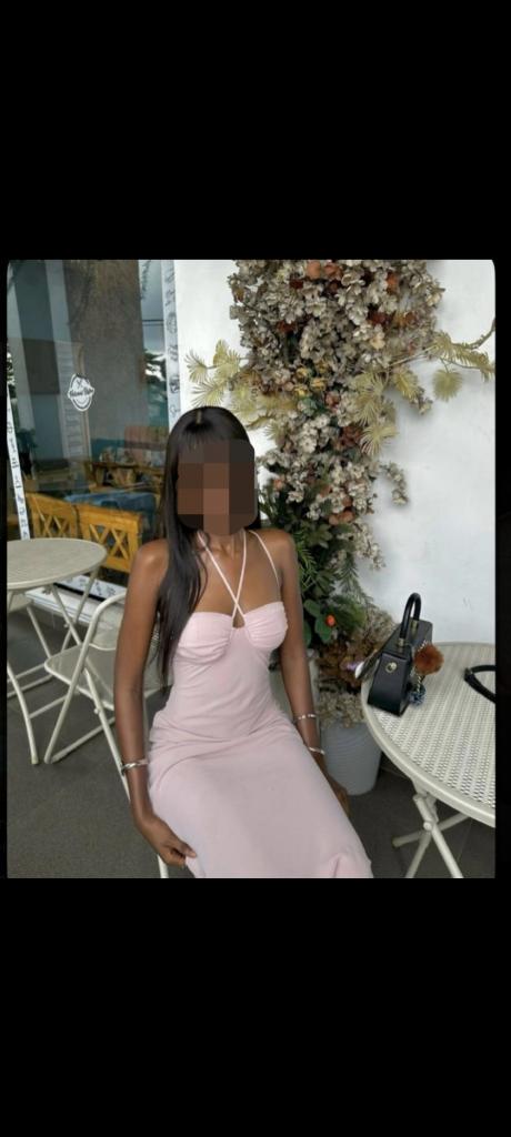 624032238: Chica busca chico en Navarra