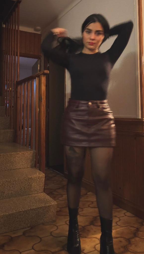 610154809: Chica busca chico en Ibiza