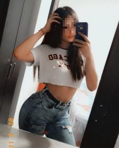 602420715: Chica busca chico en Barcelona