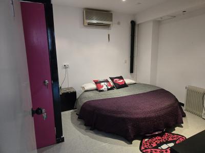 660960189:  en Barcelona