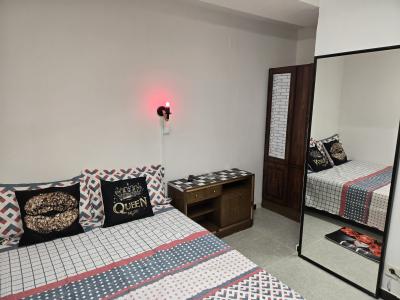 660960189:  en Barcelona