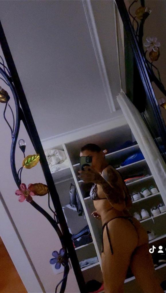 642685775: Chica busca chico en Cádiz