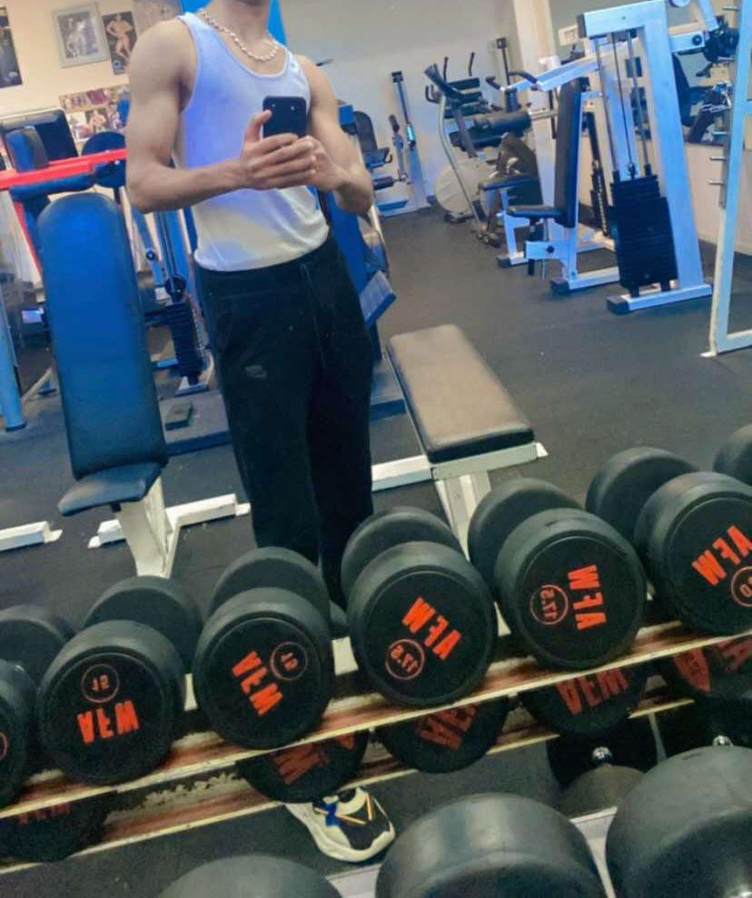 Chico busca chica en Navarra: 