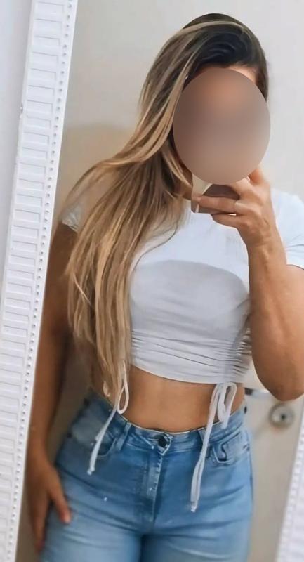 631690390: Chica busca chico en Cádiz