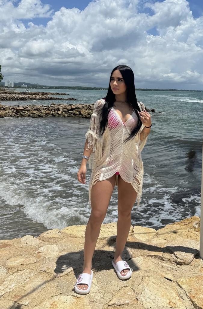 672825497: Chica busca chico en Tenerife