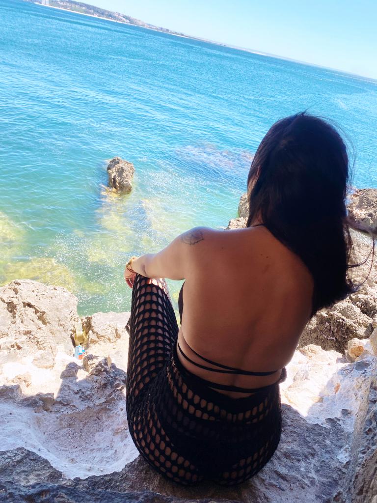 641876684: Chica busca chico en Pontevedra