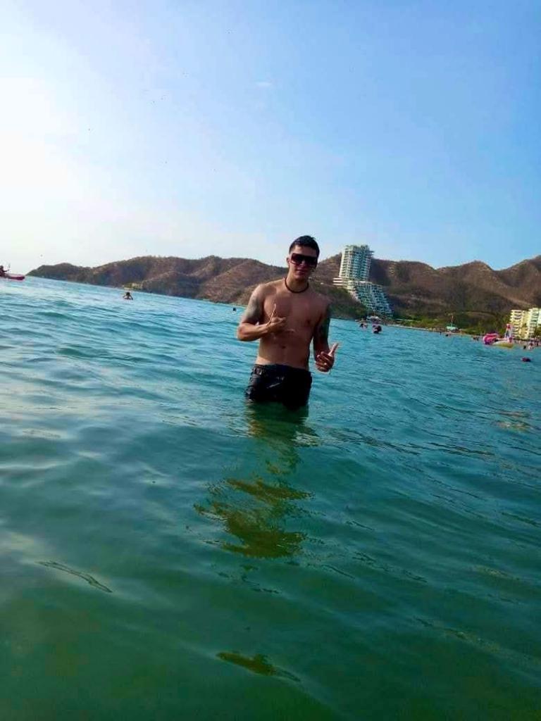 602097345: Chico busca chica en Madrid