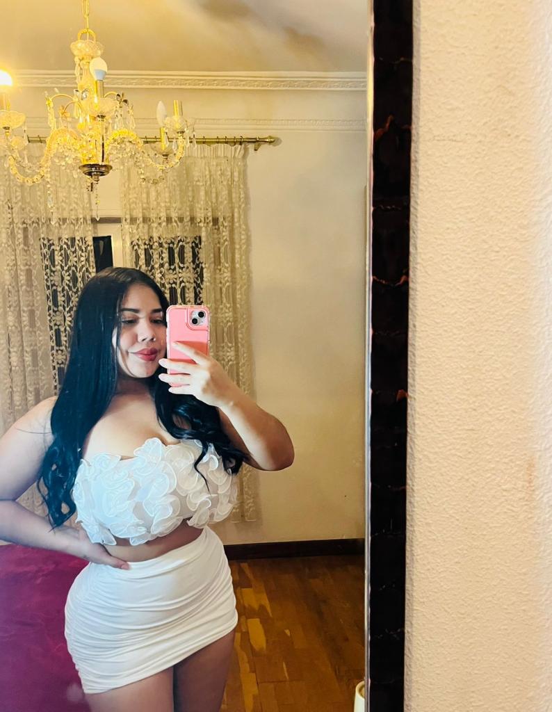 695805076: Chica busca chico en Zamora