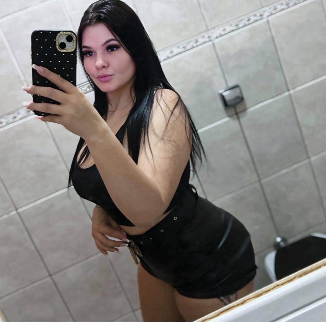 603303242: Chica busca chico en León