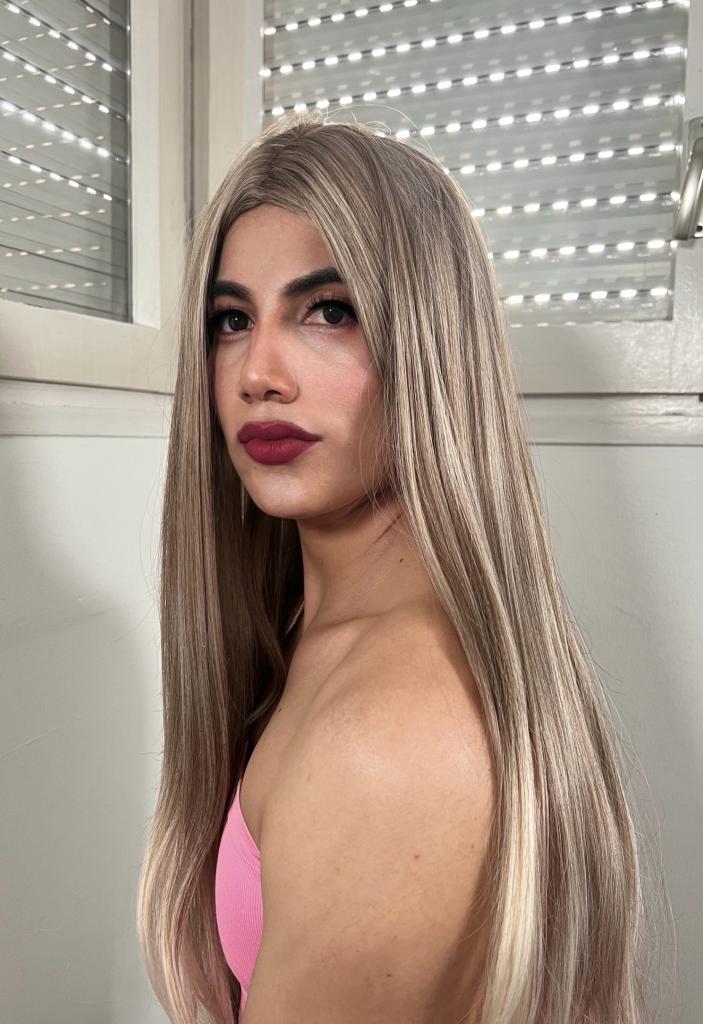 639925602: Transexual en Barcelona